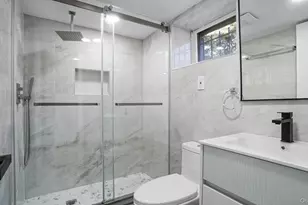 827 Eastfield Rd, Westbury, NY 11590 - Photo 23