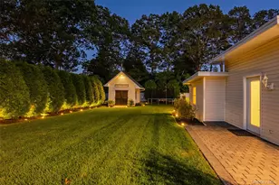 42 Revilo Ave, Shirley, NY 11967 - Photo 19