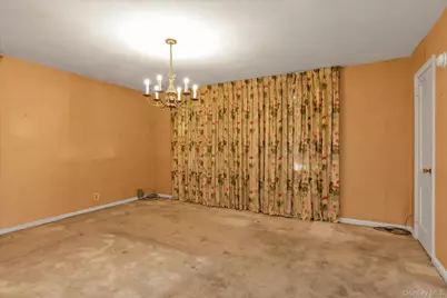 95 Dogwood Avenue, Malverne, NY 11565 - Photo 15