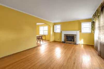 95 Dogwood Avenue, Malverne, NY 11565 - Photo 3