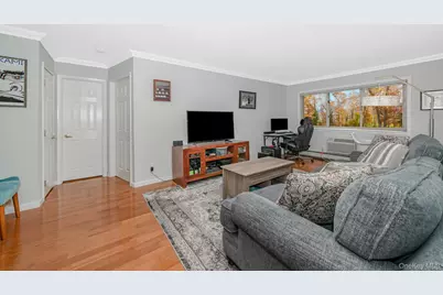 2449F Union Boulevard #12A, Islip, NY 11751 - Photo 7