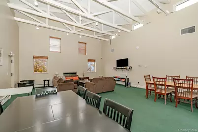 2449F Union Boulevard #12A, Islip, NY 11751 - Photo 15