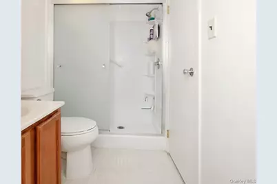 14 Franklin Commons, Yaphank, NY 11980 - Photo 11