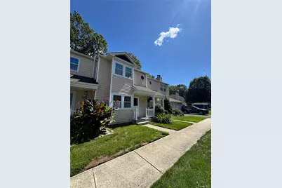 14 Franklin Commons, Yaphank, NY 11980 - Photo 3