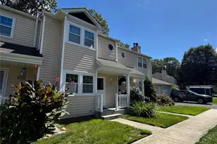 14 Franklin Commons, Yaphank, NY 11980 - Photo 3