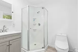 29 Linda Ave, Aquebogue, NY 11931 - Photo 9