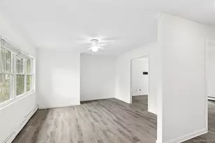 29 Linda Ave, Aquebogue, NY 11931 - Photo 5