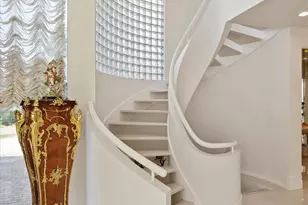 9 Scenic View Ct, Dix Hills, NY 11746 - Photo 9