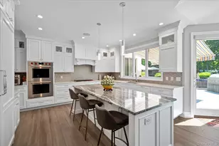 9 Scenic View Ct, Dix Hills, NY 11746 - Photo 17