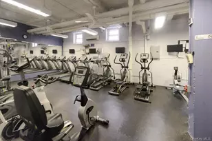 67-66 108th St, Forest Hills, NY 11375 - Photo 23