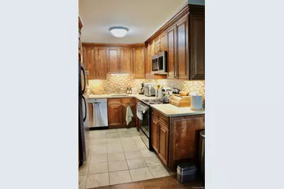 724 166th Street #5D, Whitestone, NY 11357 - Photo 11