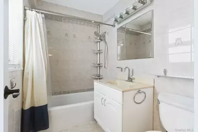 3333 Henry Hudson Parkway #12M, Bronx, NY 10463 - Photo 17