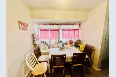 29 Gray Avenue, Medford, NY 11763 - Photo 5