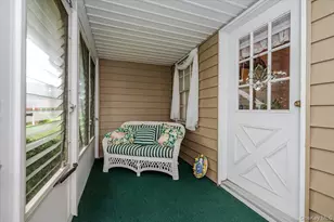 48 Trent Ct, Ridge, NY 11961 - Photo 15