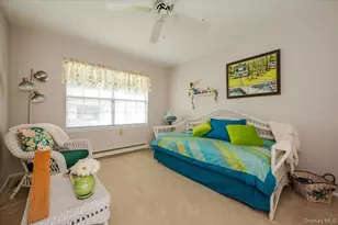 48 Trent Ct, Ridge, NY 11961 - Photo 9