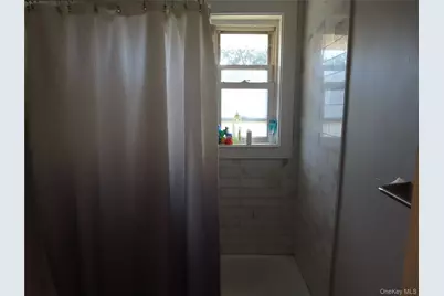 700 Broadway #22, Amityville, NY 11701 - Photo 11