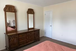 652 Empire Ave, West Babylon, NY 11704 - Photo 15