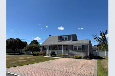 652 Empire Avenue, West Babylon, NY 11704 - Photo 1