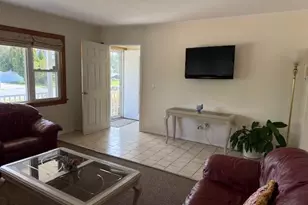 652 Empire Ave, West Babylon, NY 11704 - Photo 3