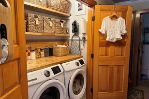 172 Swan Ln, Poughkeepsie, NY 12603 - Photo 13