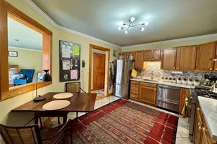 172 Swan Ln, Poughkeepsie, NY 12603 - Photo 9