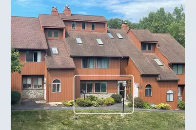 172 Swan Lane, Poughkeepsie, NY 12603 - Photo 1