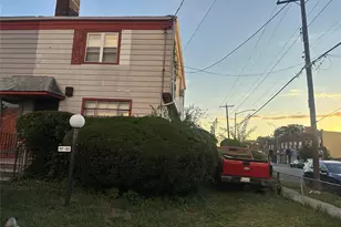 117-02 202nd St, Saint Albans, NY 11412 - Photo 3