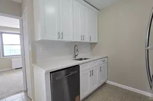 175-20 Wexford Terrace, Jamaica, NY 11432 - Photo 5