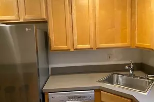 264-65 Langston Ave, Glen Oaks, NY 11004 - Photo 5