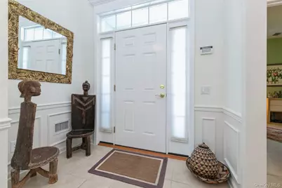 112 Ashley Drive, Westhampton, NY 11977 - Photo 5