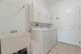 112 Ashley Dr, Westhampton, NY 11977 - Photo 23