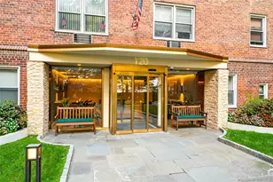 120 E Hartsdale Ave, Hartsdale, NY 10530 - Photo 3