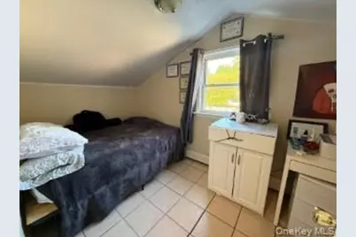 184 Caleb's Path, Brentwood, NY 11717 - Photo 9