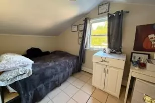 184 Calebs Path, Brentwood, NY 11717 - Photo 9