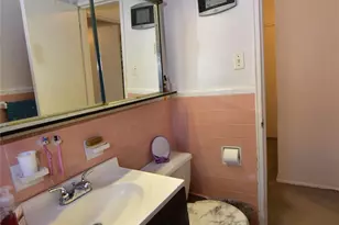 204-15 Foothill Ave, Hollis, NY 11423 - Photo 9