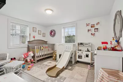 96-15 165th Avenue, Howard Beach, NY 11414 - Photo 15