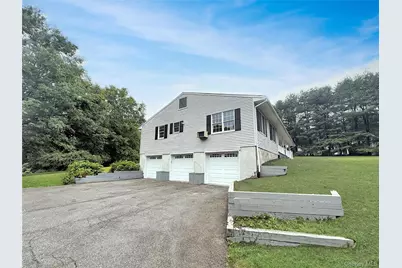 325 Jackson Avenue, New Windsor, NY 12553 - Photo 3