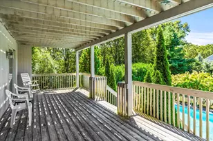 11 Deer Trail Rd, Southampton, NY 11968 - Photo 13