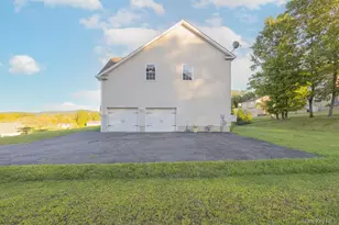 4 Standish Rd, Monroe, NY 10950 - Photo 5