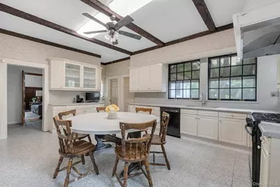 84 Nassau Boulevard, Garden City, NY 11530 - Photo 9