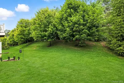 30 Dennis Lane, Pleasantville, NY 10570 - Photo 29