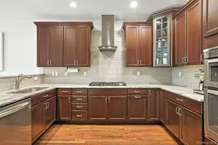 30 Dennis Ln, Pleasantville, NY 10570 - Photo 7