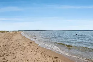 957 Peconic Bay Blvd, South Jamesport, NY 11970 - Photo 39