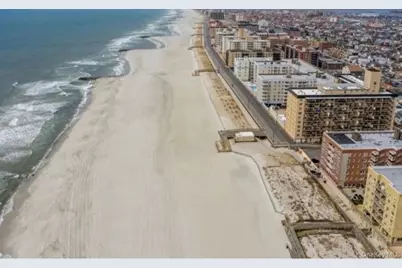 619 E Park Ave. #Main, Long Beach, NY 11561 - Photo 17