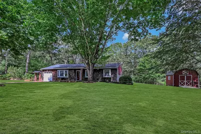 3 Peter Court, Manorville, NY 11949 - Photo 35