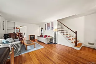 604 Dartmouth St, Westbury, NY 11590 - Photo 3