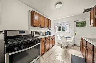 604 Dartmouth St, Westbury, NY 11590 - Photo 9