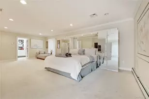 4 Willow Ln, Hewlett, NY 11557 - Photo 13