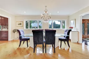 4 Willow Ln, Hewlett, NY 11557 - Photo 27