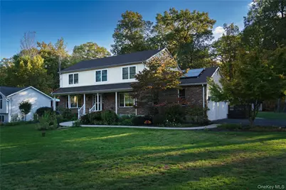 323 Sycamore Drive, New Windsor, NY 12553 - Photo 1